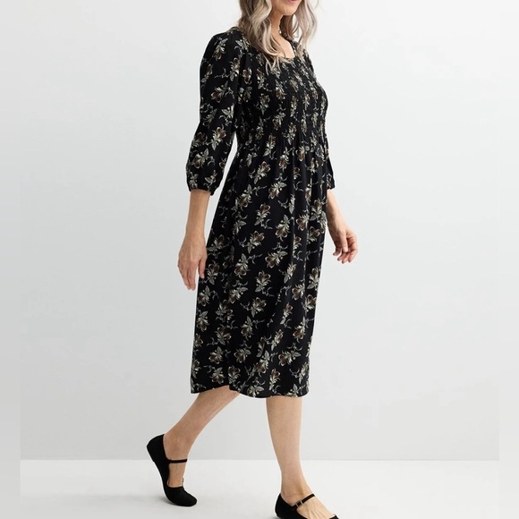 Croft & Barrow|Black floral midi dress, 3/4 sleeve & smocking•••Boho cottagecore - Picture 1 of 12